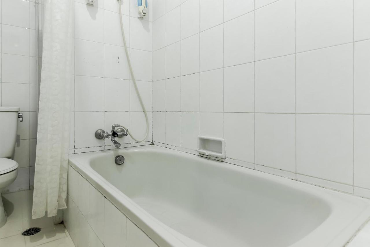 Reddoorz Plus Near Grage City Mall チルボン エクステリア 写真