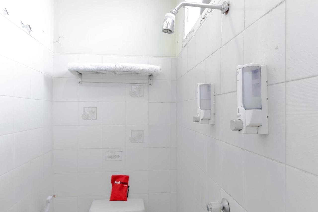 Reddoorz Plus Near Grage City Mall チルボン エクステリア 写真